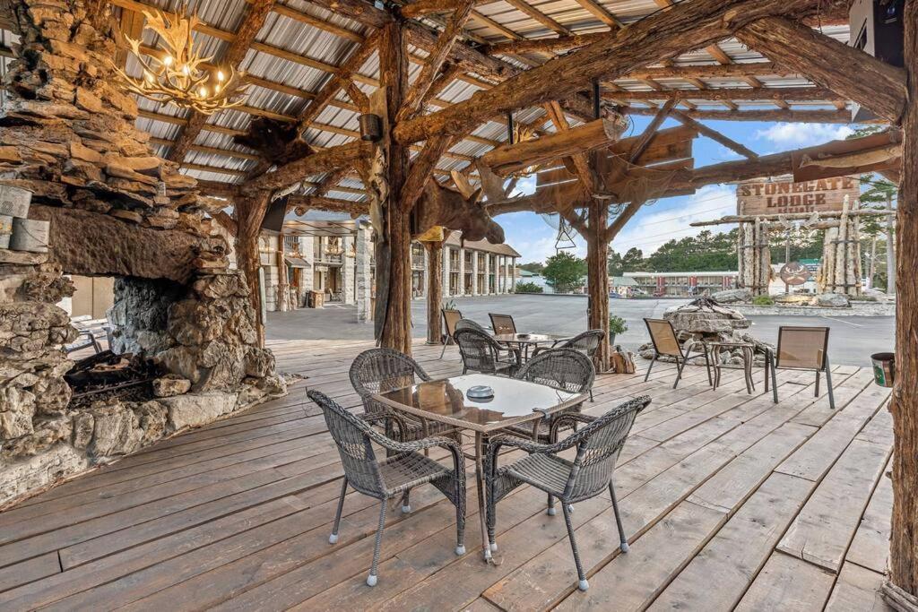 יוריקה ספרינגס Stonegate Lodge 2 Queen Beds Wifi 50In Roku Tv Salt Water Pool Room #105 מראה חיצוני תמונה